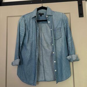 Jcrew Blue Chambray Button Down size 00